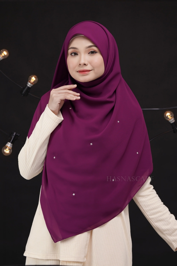 Bawal Hasna Crystal  - Dark purple Bawal Hasna Crystal  - Dark purple